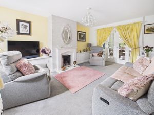 Living Room- click for photo gallery